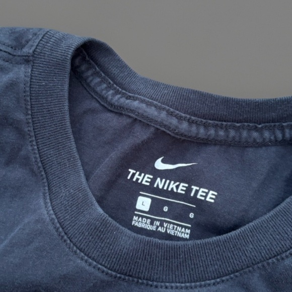 Men’s Nike Air Beach Flamingo Black Tee Tshirt size Large in GUC - Picture 5 of 5